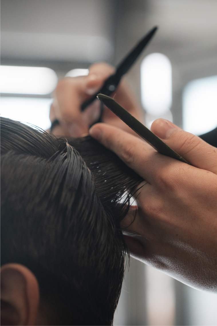 Hajvágó fésűkészlet